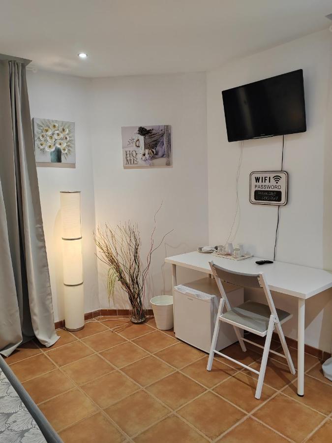 Ses Salines Private Rooms Mallorca Buitenkant foto